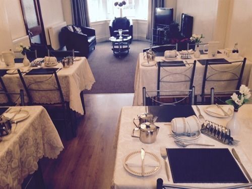 Hazelgrove Guest House Blackpool Exteriör bild
